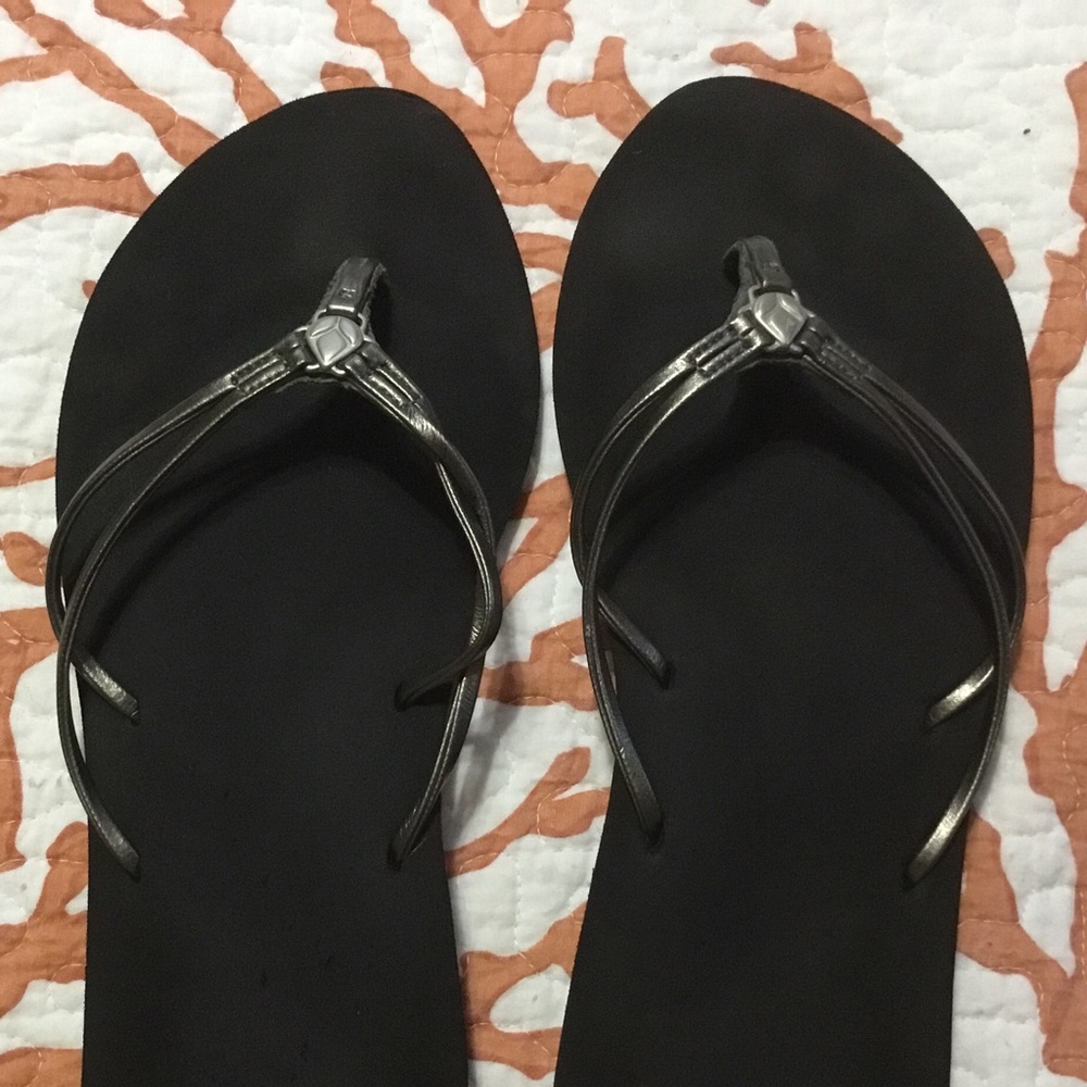 Reef flip flops size 10